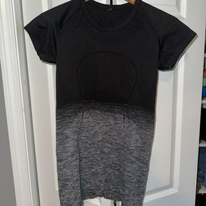 Lulu align shirt!